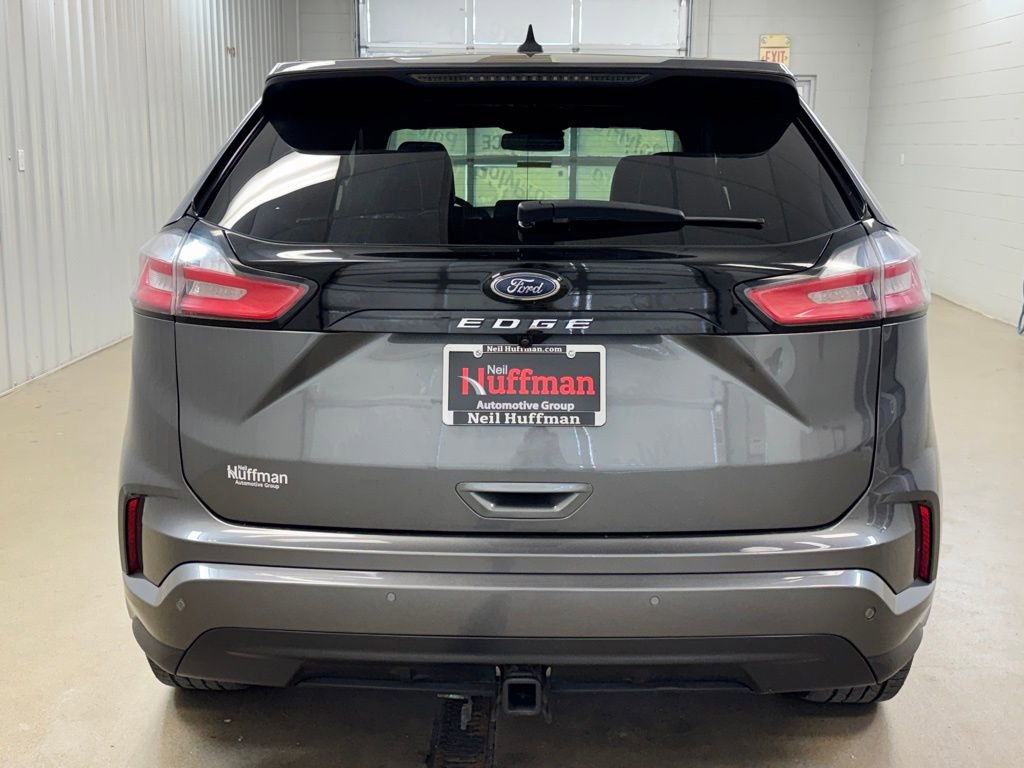 Used 2022 Ford Edge ST-Line w/ Class II Trailer Tow Package AWD/4WD image 6