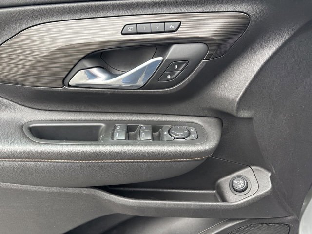 Used 2019 GMC Terrain SLT w/ Preferred Package image 11