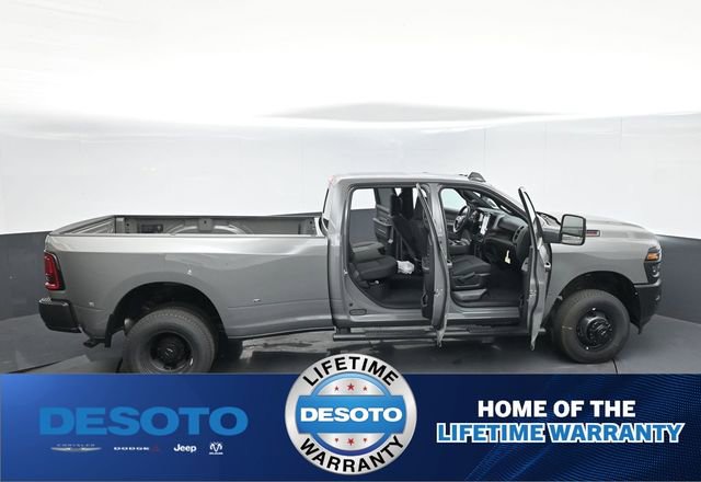 New 2026 RAM 3500 Tradesman AWD/4WD image 57