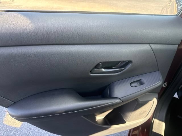 Used 2025 Nissan Sentra SV FWD image 22