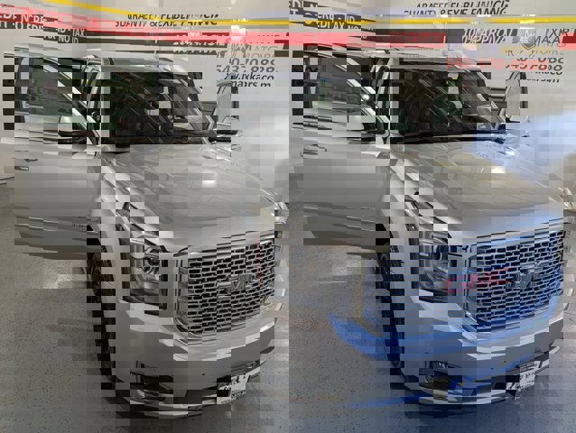Used 2016 GMC Yukon XL Denali w/ Open Road Package image 9