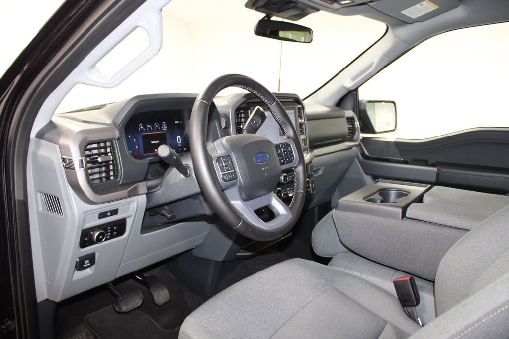 Used 2025 Ford F150 XLT w/ Equipment Group 301A Standard AWD/4WD image 22