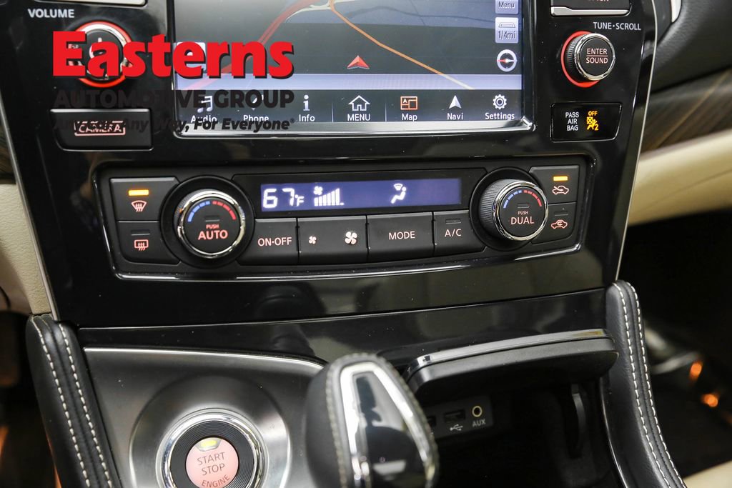 Used 2016 Nissan Maxima Platinum w/ Interior Lighting Package image 20