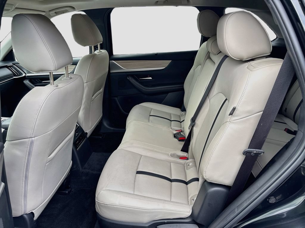 Certified 2024 MAZDA CX-90 Plug-In Hybrid w/ Preferred AWD/4WD image 24