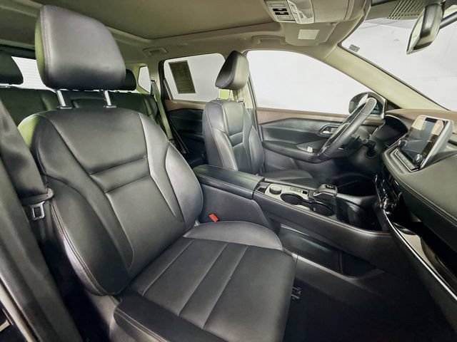 Used 2023 Nissan Rogue SL AWD/4WD image 32