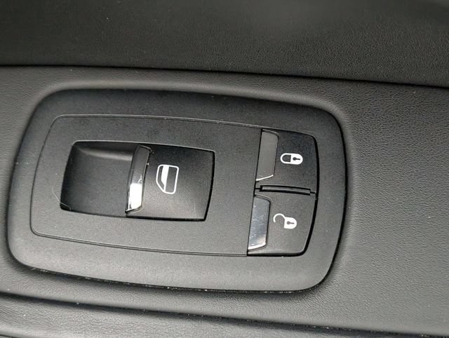 Used 2018 Maserati Levante AWD/4WD image 35