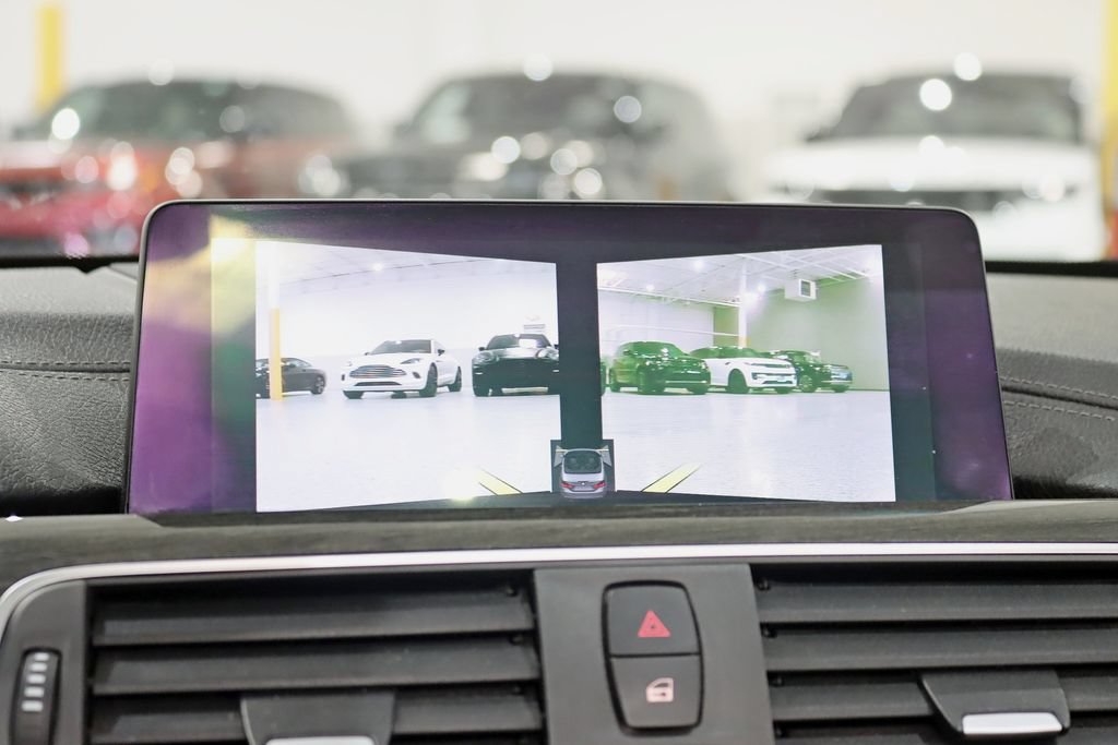 Used 2018 BMW M4 Convertible RWD image 23