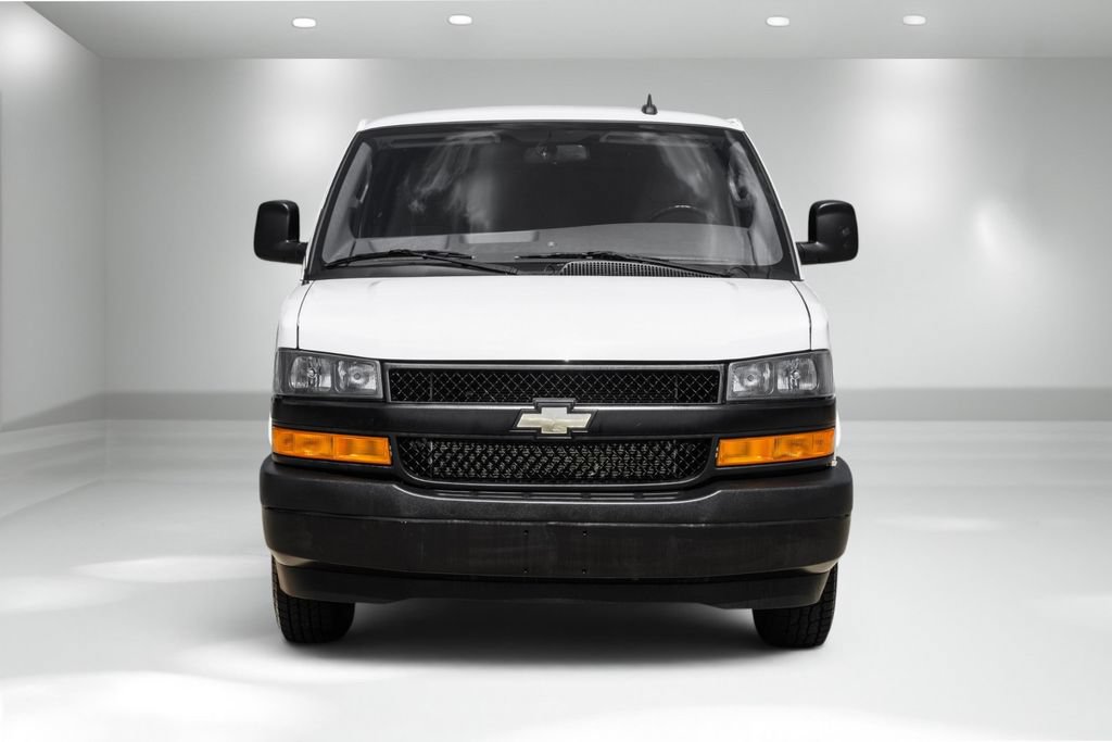 Used 2023 Chevrolet Express 2500 Extended w/ Driver Convenience Package RWD image 4