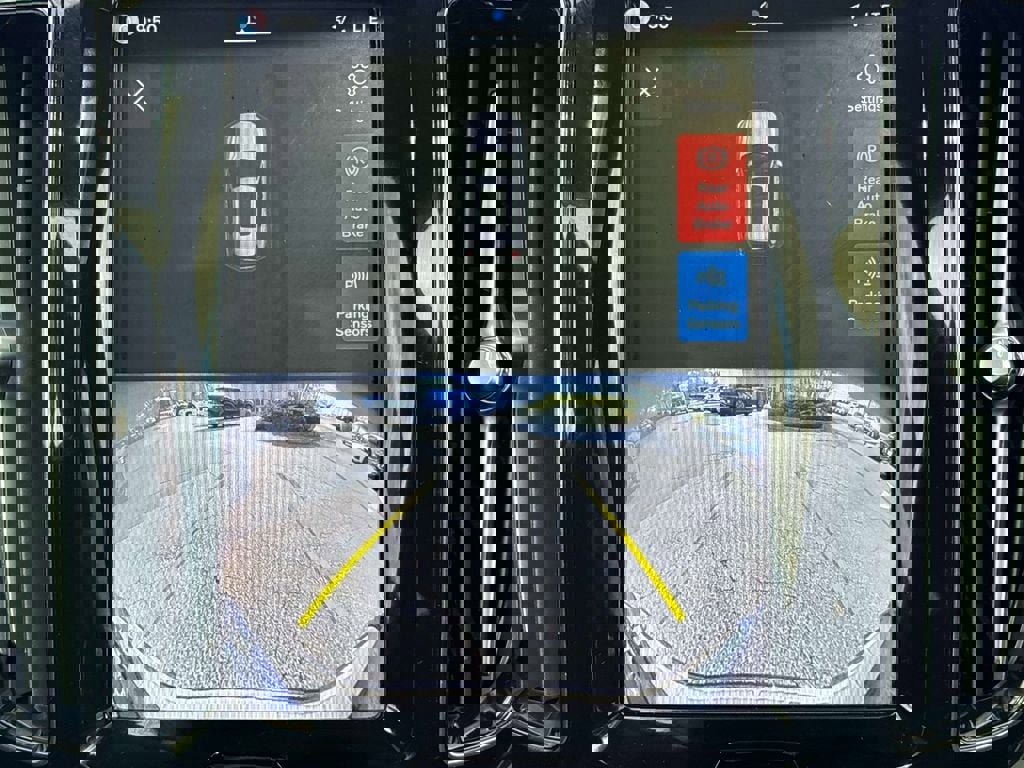 Used 2024 Volvo XC60 B5 Core w/ Protection Package Premier image 20