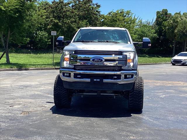 Used 2017 Ford F250 Lariat w/ Chrome Package image 14