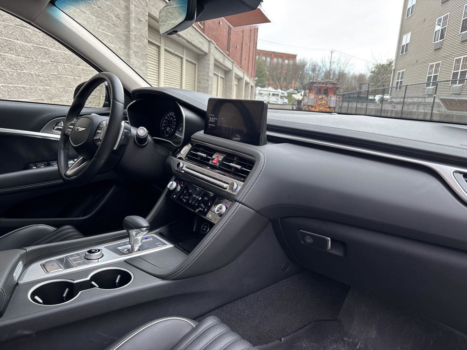 Used 2026 Genesis G70 2.5T Prestige image 9