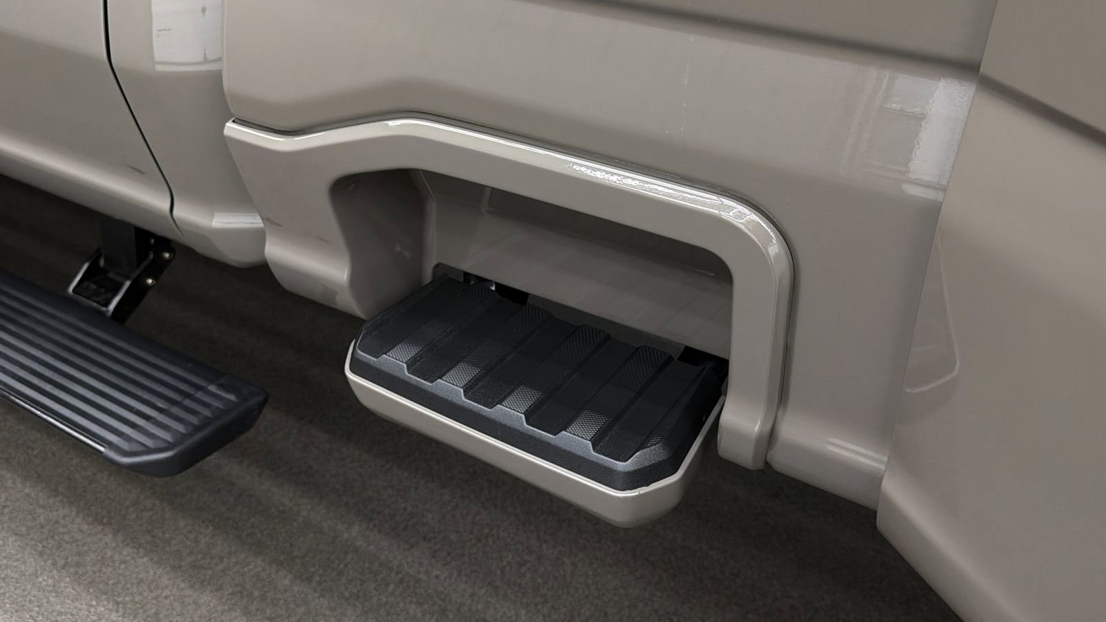 Used 2026 Ford F450 Platinum w/ Platinum Plus Package image 20