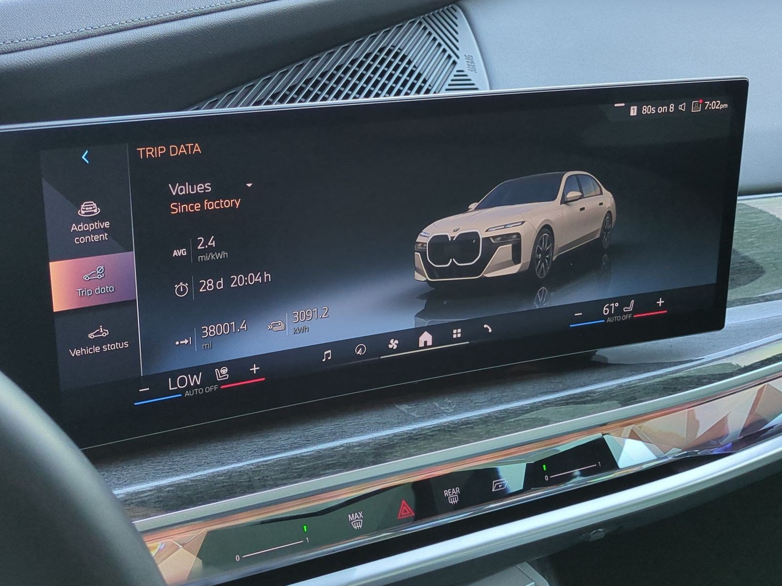 Certified 2024 BMW i7 eDrive50 w/ M Sport Package RWD image 22