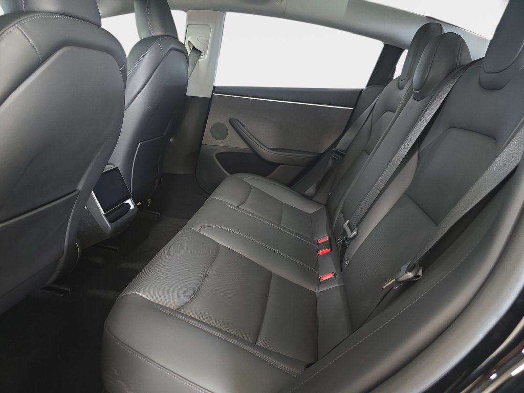 Used 2024 Tesla Model 3 Standard Range RWD image 14