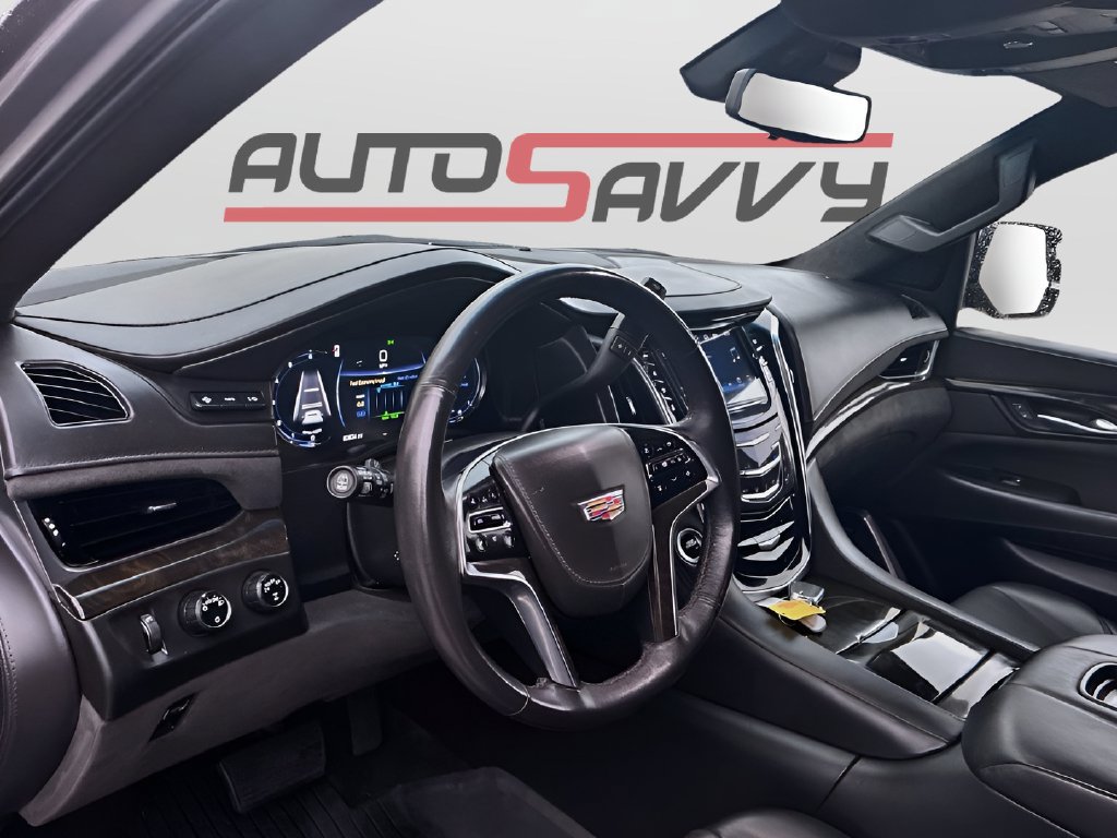 Used 2020 Cadillac Escalade Platinum w/ Escalade Sport Edition AWD/4WD image 9