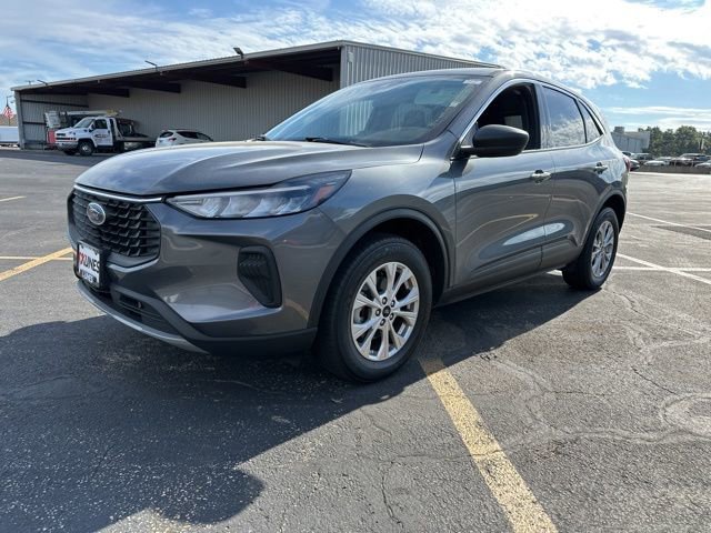 Used 2023 Ford Escape Active image 19
