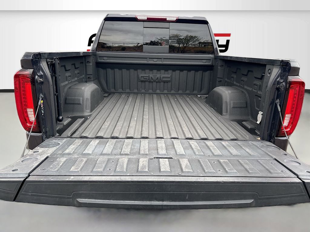 Used 2023 GMC Sierra 1500 SLT w/ SLT Premium Plus Package AWD/4WD image 26
