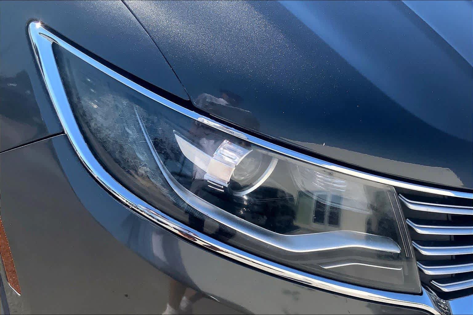 Used 2018 Lincoln MKX Reserve AWD/4WD image 28