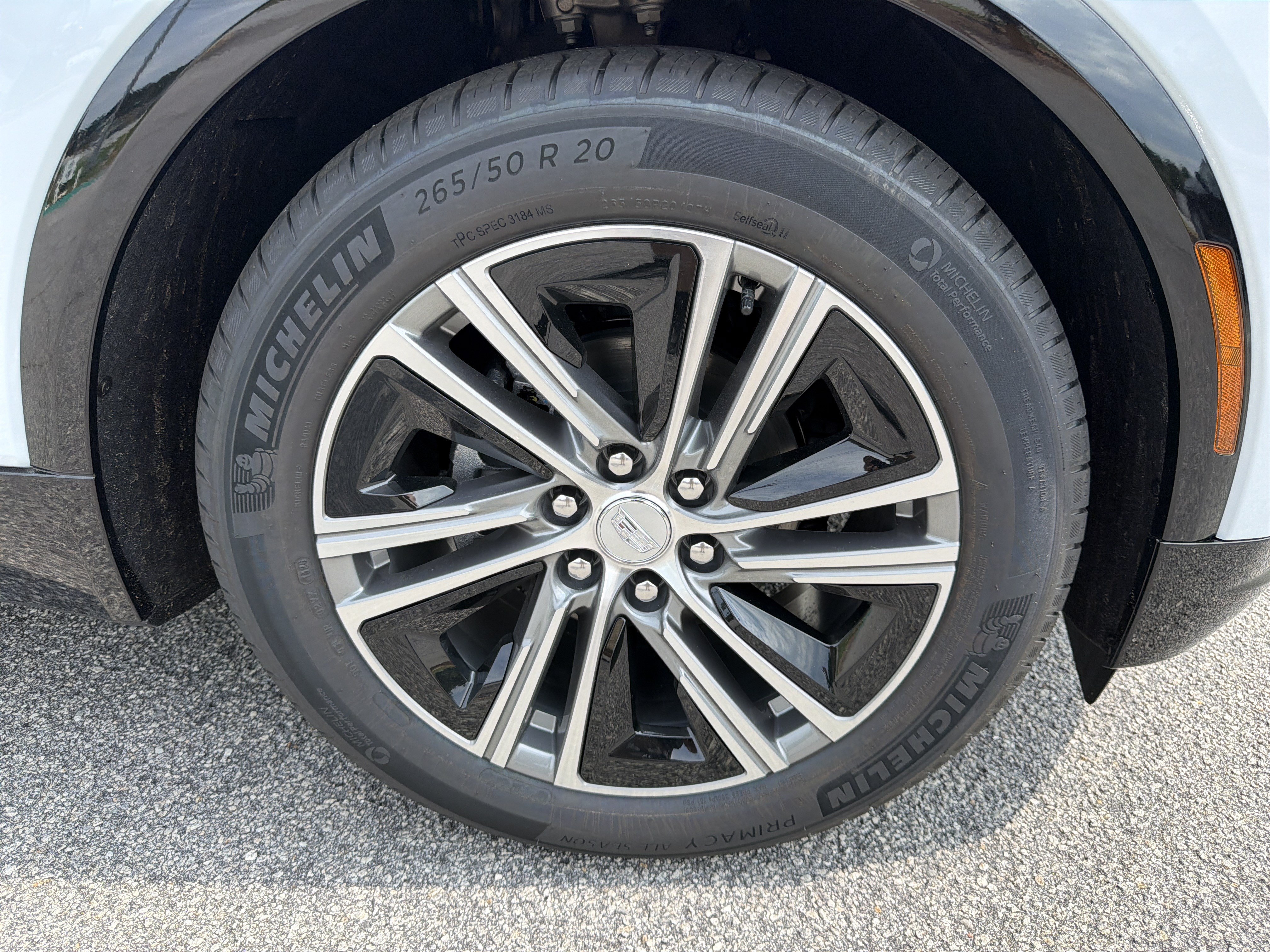 New 2026 Cadillac Lyriq Luxury RWD image 13