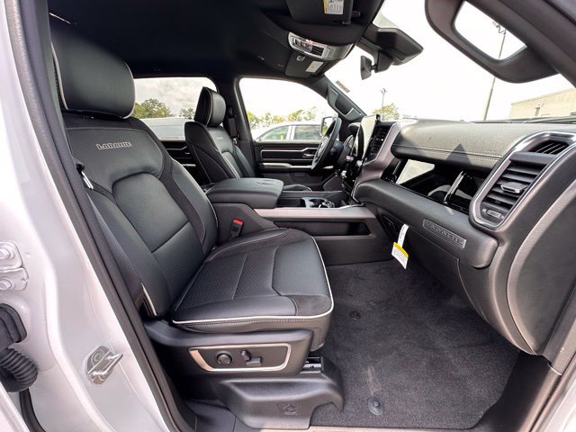 New 2026 RAM 1500 Laramie w/ Night Edition AWD/4WD image 28