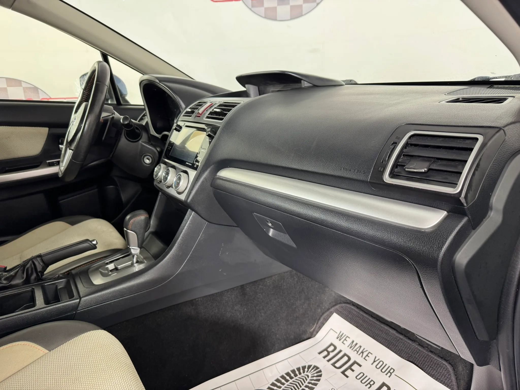 Used 2016 Subaru Crosstrek 2.0i Premium AWD/4WD image 12