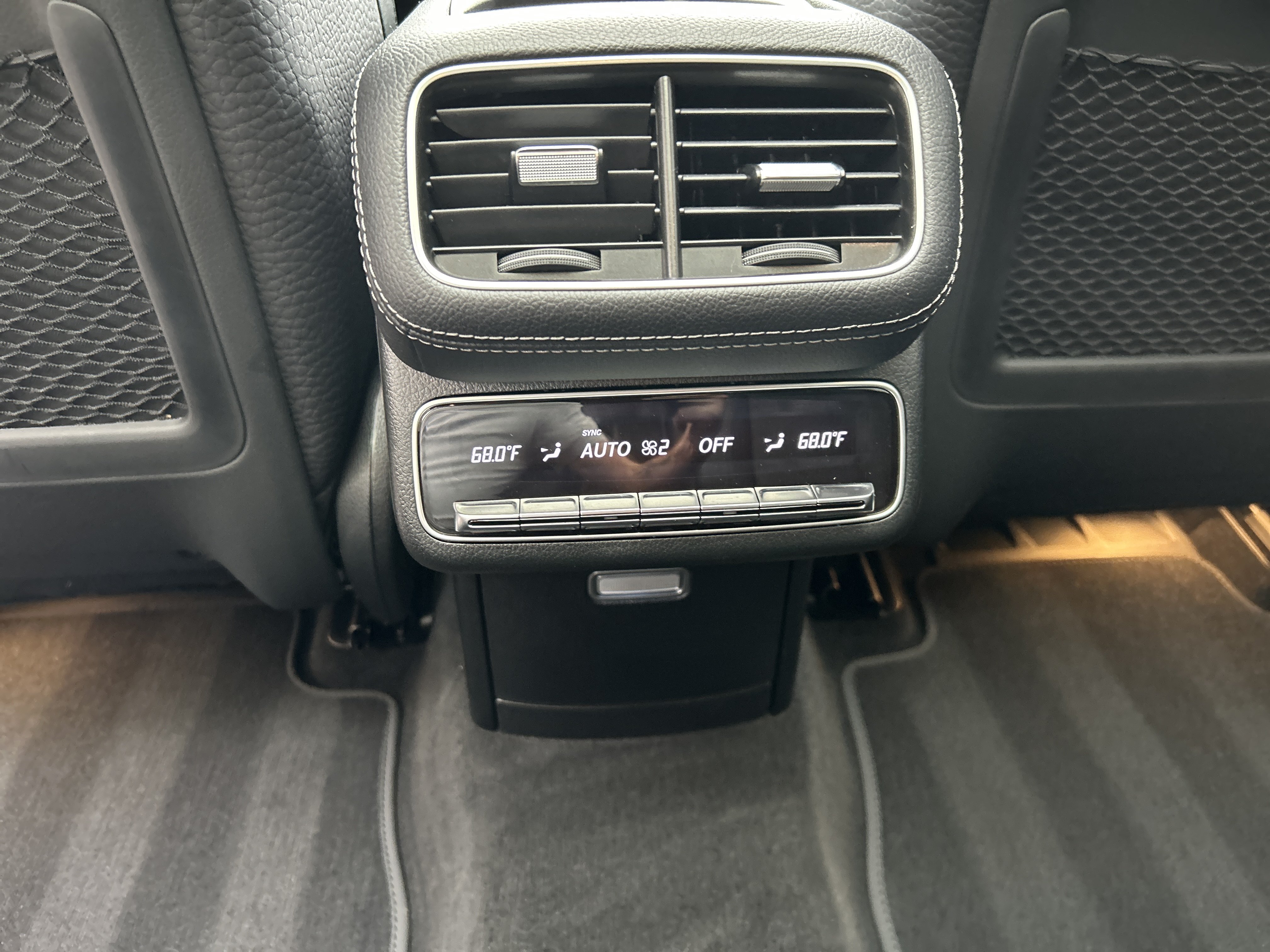 Certified 2025 Mercedes-Benz GLS 450 4MATIC image 43