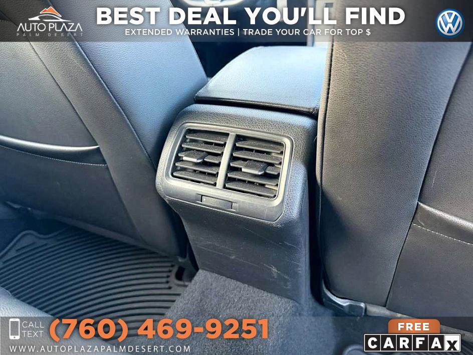 Used 2015 Volkswagen Golf S FWD image 31