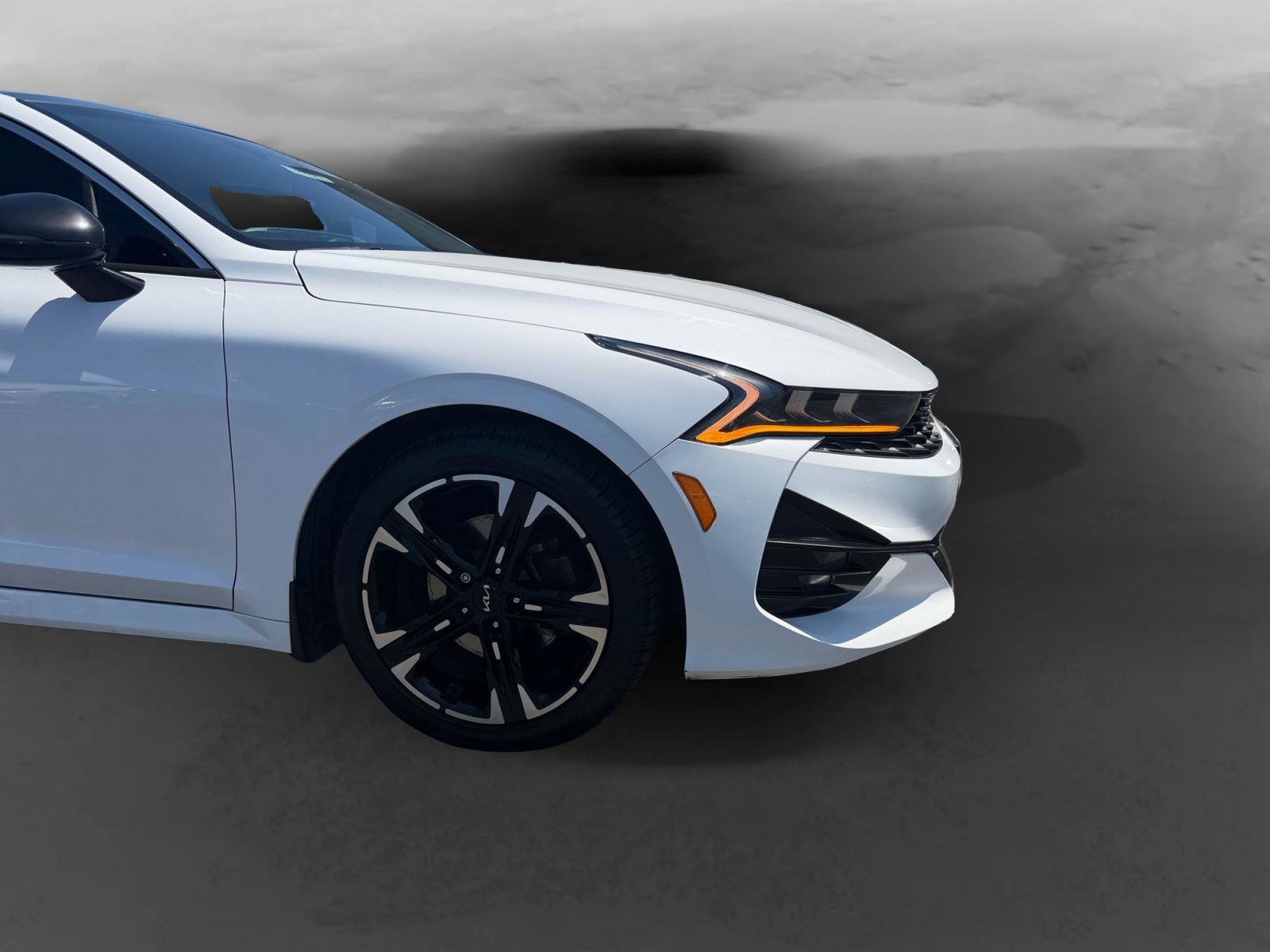 Used 2022 Kia K5 GT-Line w/ GT-Line FWD Premium Package image 2