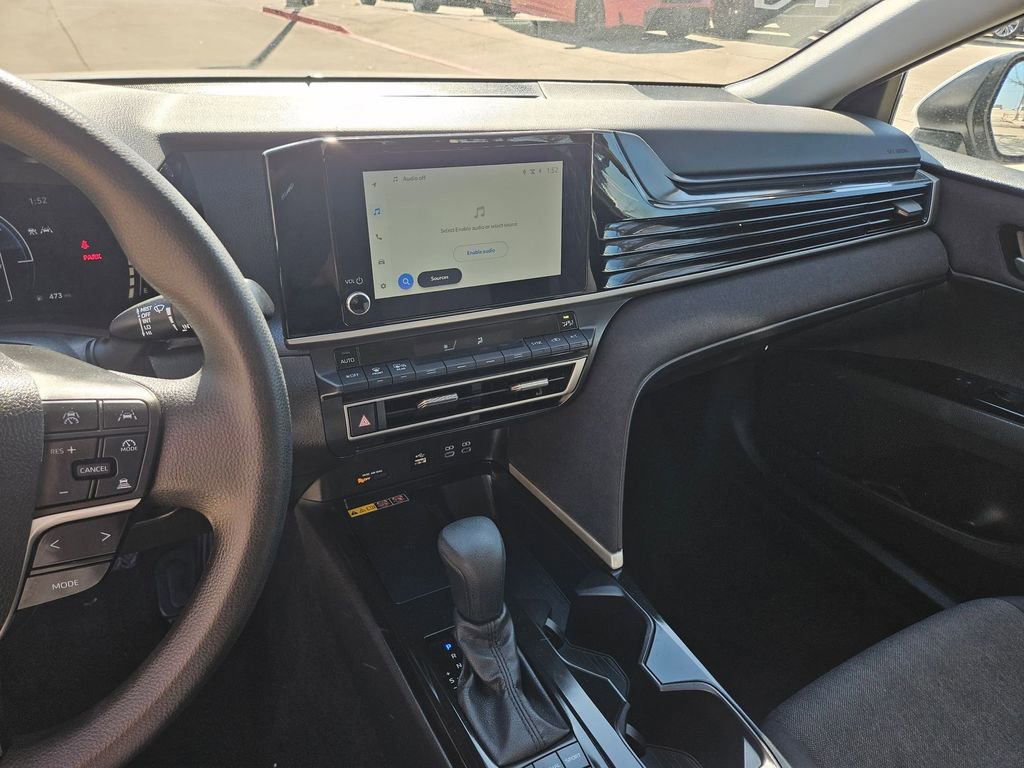 Used 2025 Toyota Camry LE image 20
