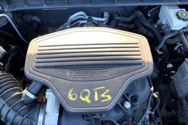 Used 2019 GMC Acadia SLE w/ Driver Alert Package I AWD/4WD image 32