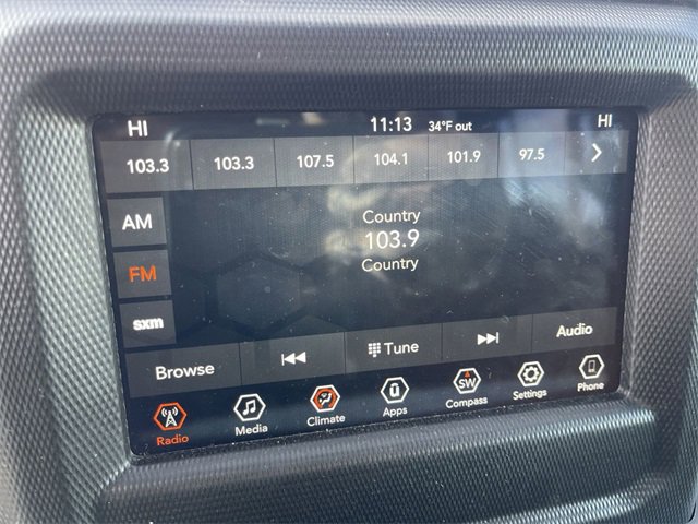 Used 2019 Jeep Wrangler Unlimited Sahara image 16