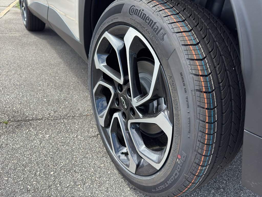 New 2026 Chevrolet Trax RS w/ Driver Confidence Package image 7