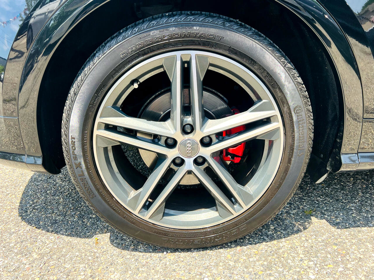 Used 2019 Audi SQ5 Premium Plus w/ Premium Plus Package image 28