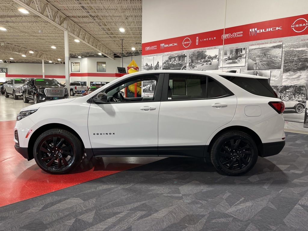Used 2024 Chevrolet Equinox LS w/ Sport Edition image 6