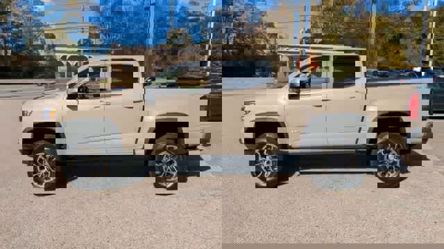 Certified 2022 Chevrolet Colorado ZR2 image 5