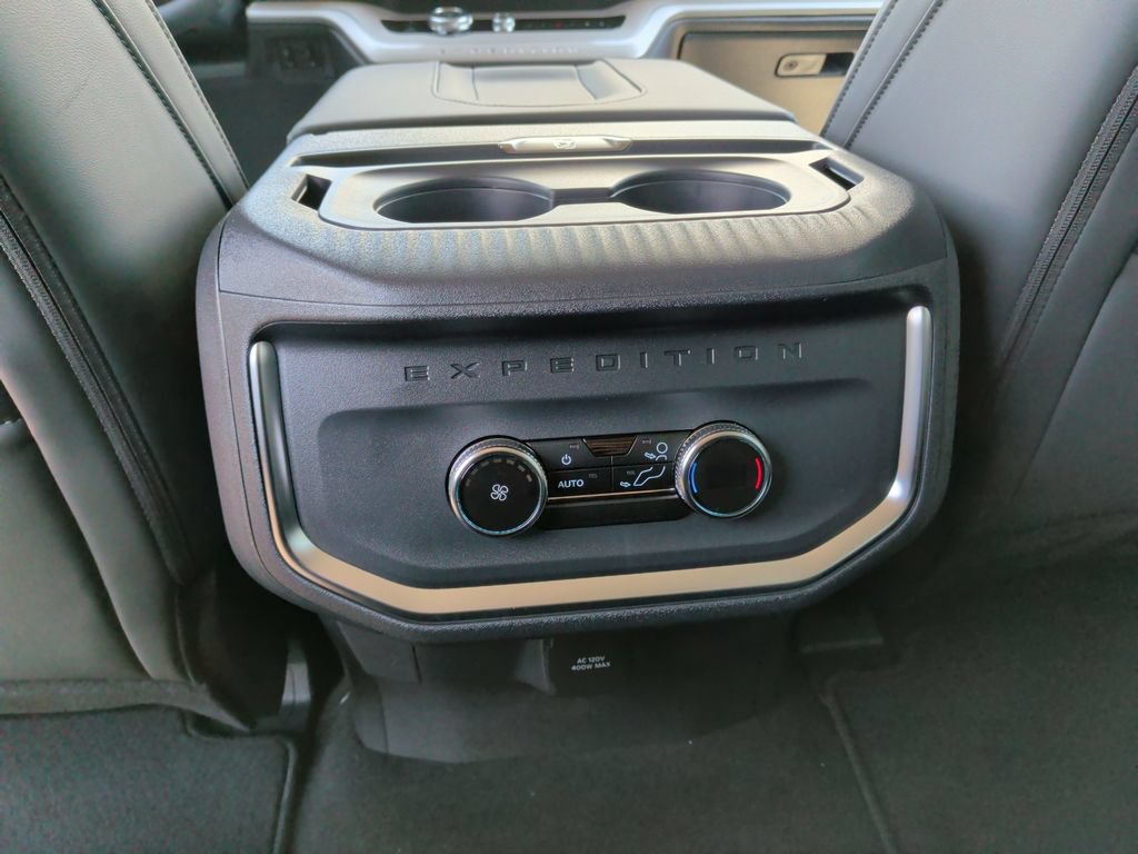 New 2026 Ford Expedition Max Active AWD/4WD image 16