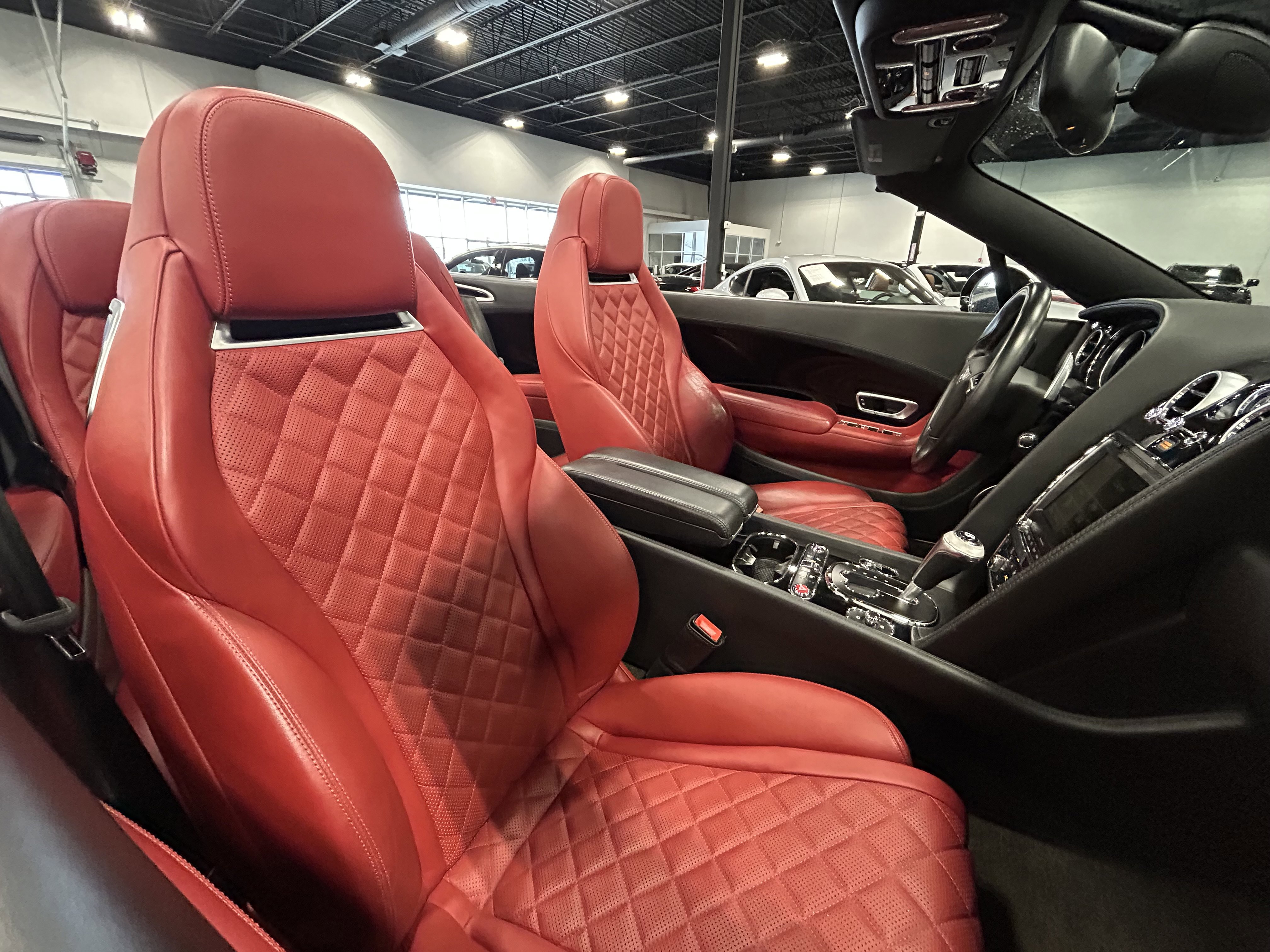 Used 2016 Bentley Continental GT image 13