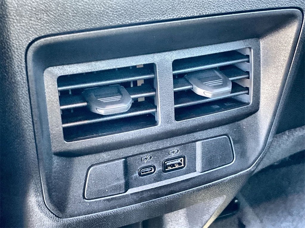 New 2025 GMC Canyon AT4 w/ AT4 Premium Package image 28