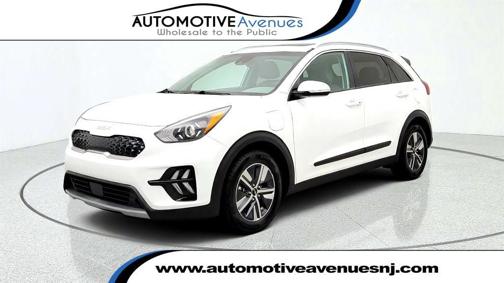 Used 2022 Kia Niro EX Premium FWD image 1