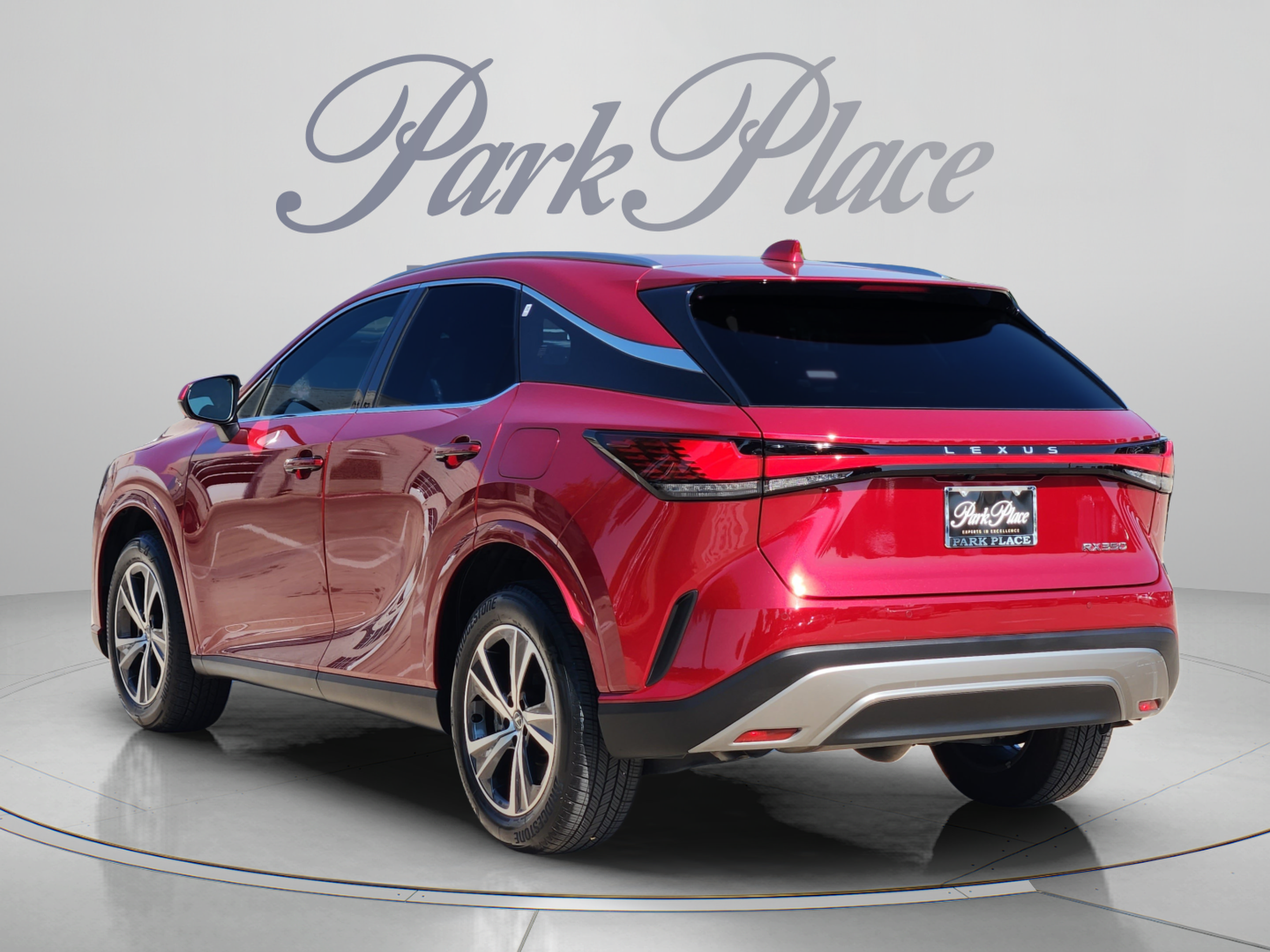 Used 2024 Lexus RX 350 Premium Plus w/ Accessory Package (Z1) FWD image 3