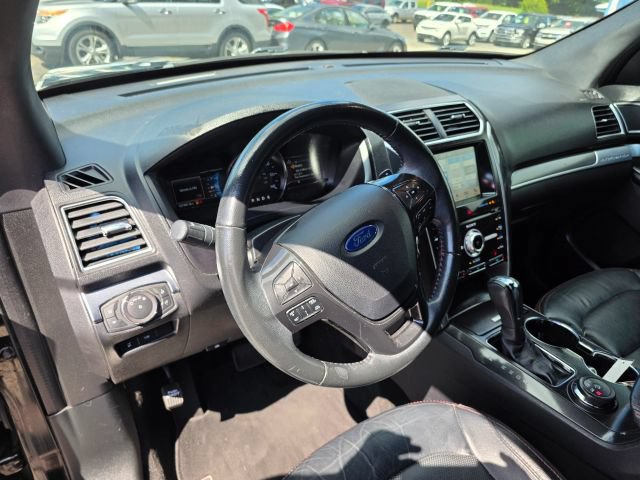 Used 2019 Ford Explorer Sport w/ Ford Safe & Smart Package AWD/4WD image 13