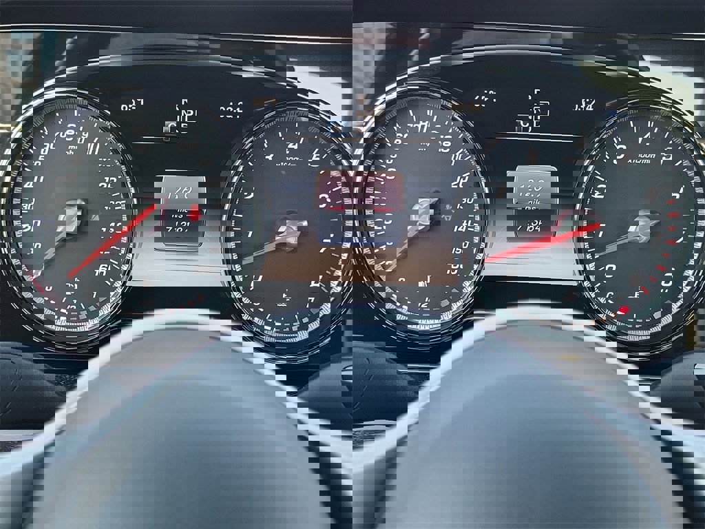 Used 2019 Mercedes-Benz E 450 4MATIC Sedan image 20