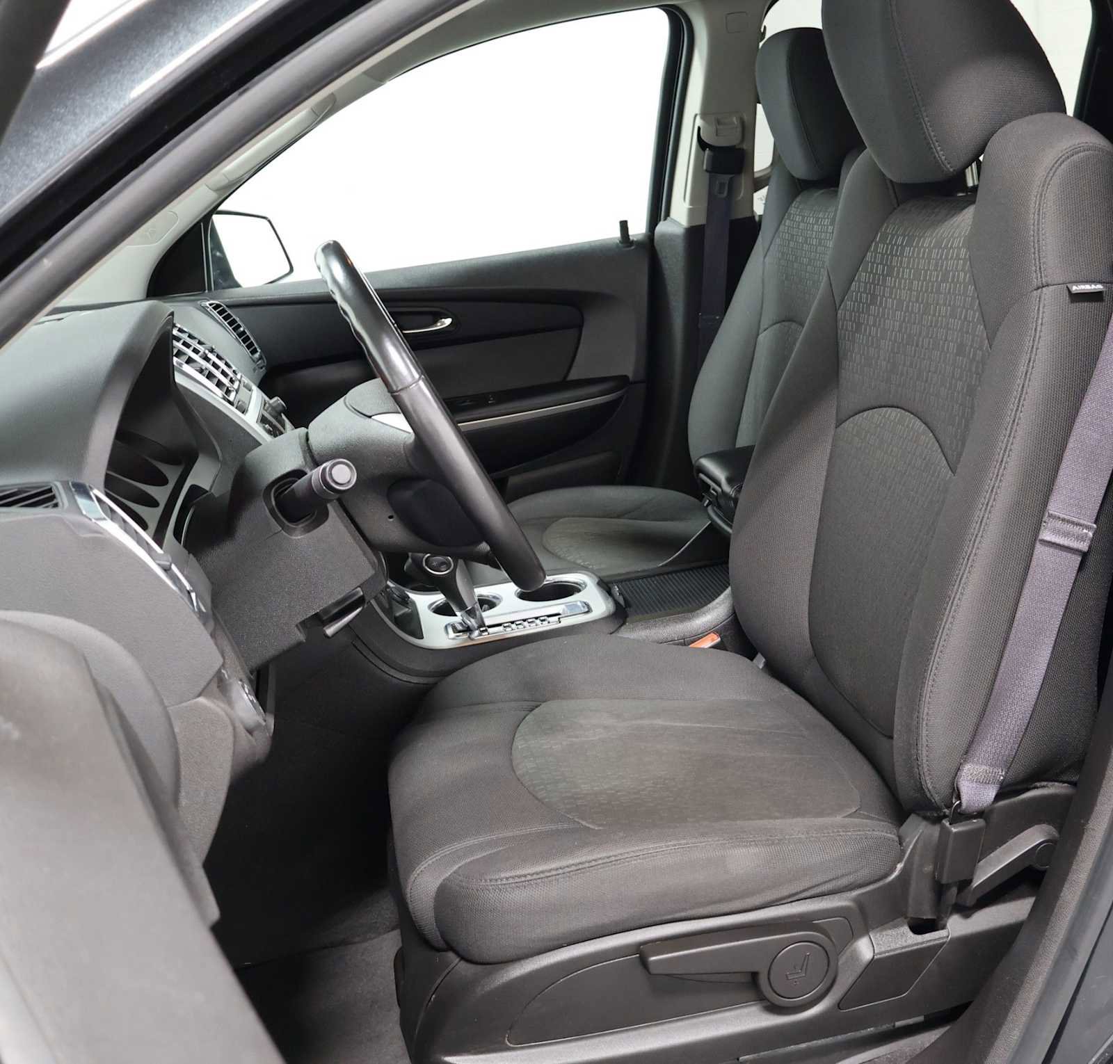 Used 2012 GMC Acadia SL w/ Preferred Package FWD image 5