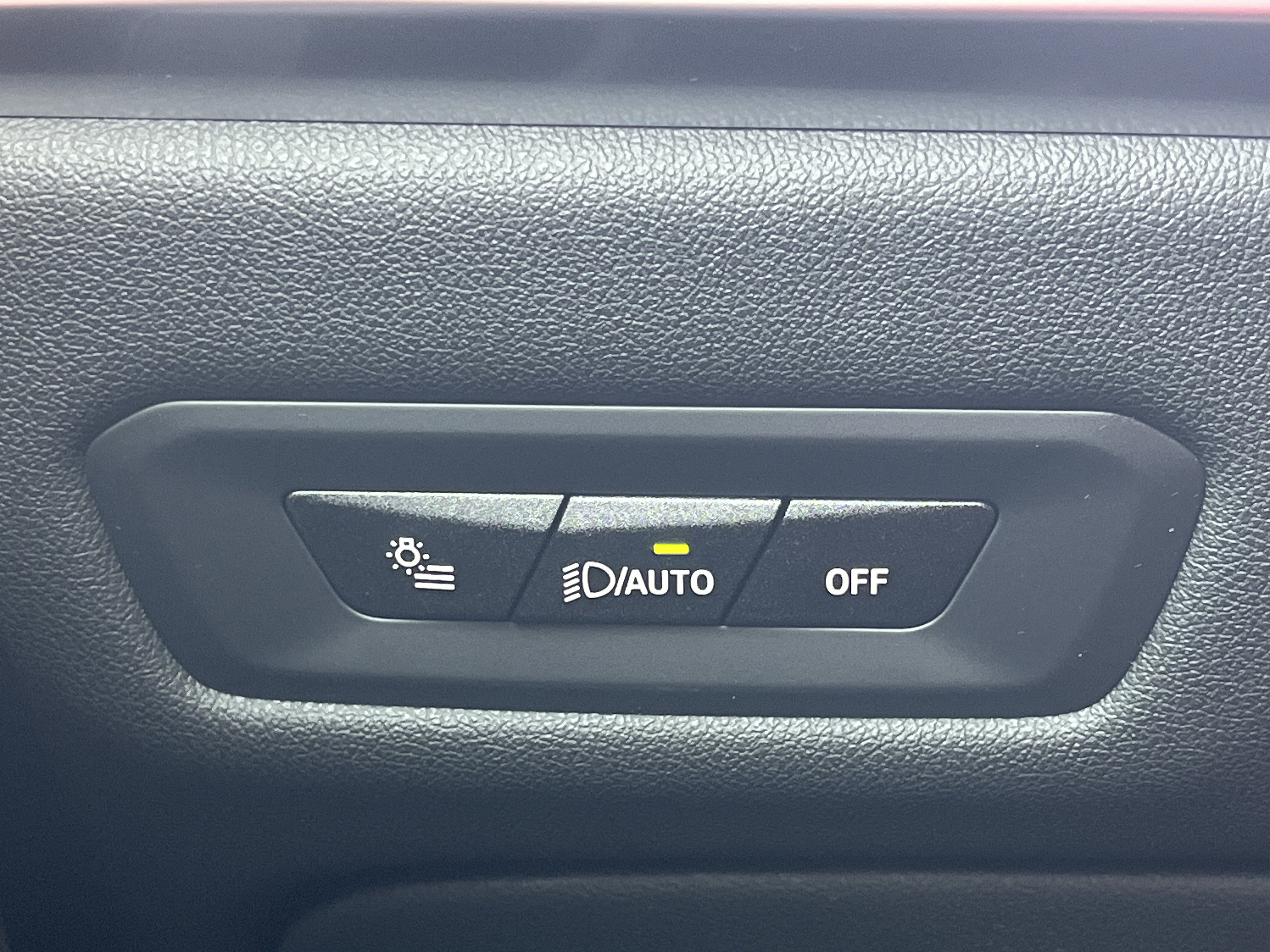 New 2026 BMW X5 xDrive40i w/ Climate Comfort Package AWD/4WD image 14