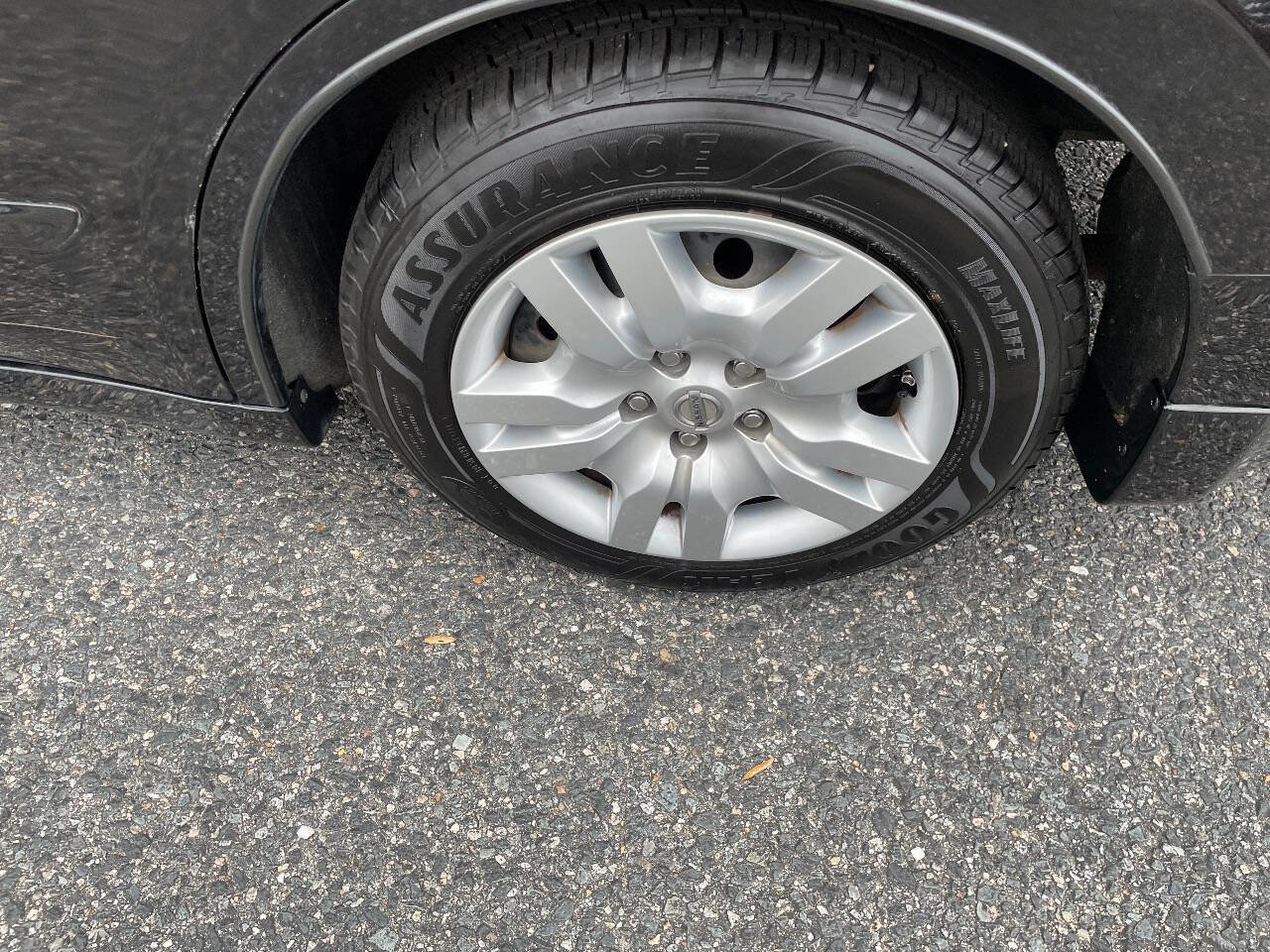 Used 2011 Nissan Altima 2.5 S image 9