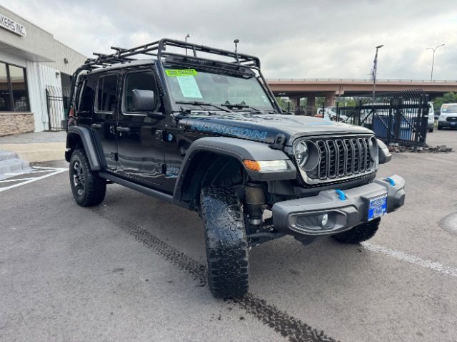 Used 2024 Jeep Wrangler Unlimited Rubicon 4xe w/ Convenience Group image 4