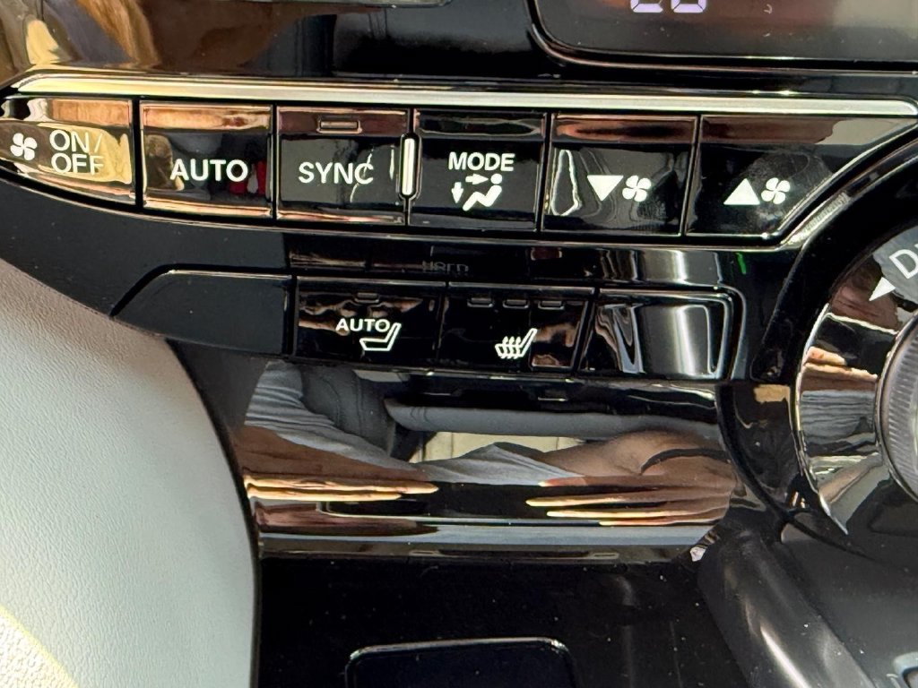 New 2026 Acura MDX w/ Technology Package AWD/4WD image 16