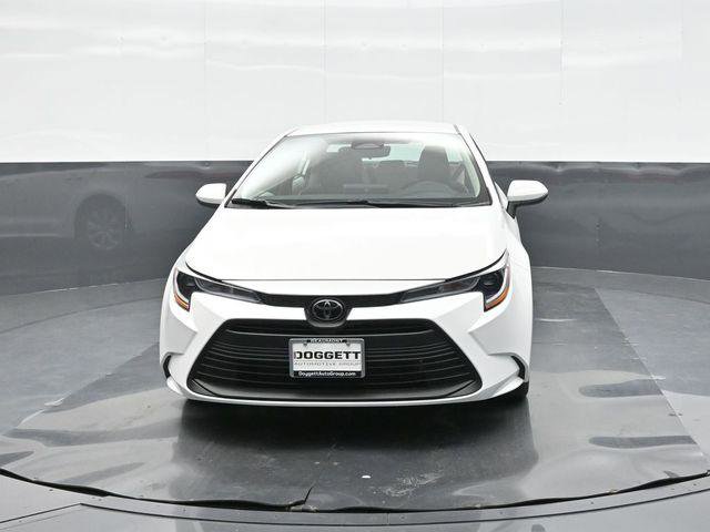 Certified 2026 Toyota Corolla LE FWD image 29