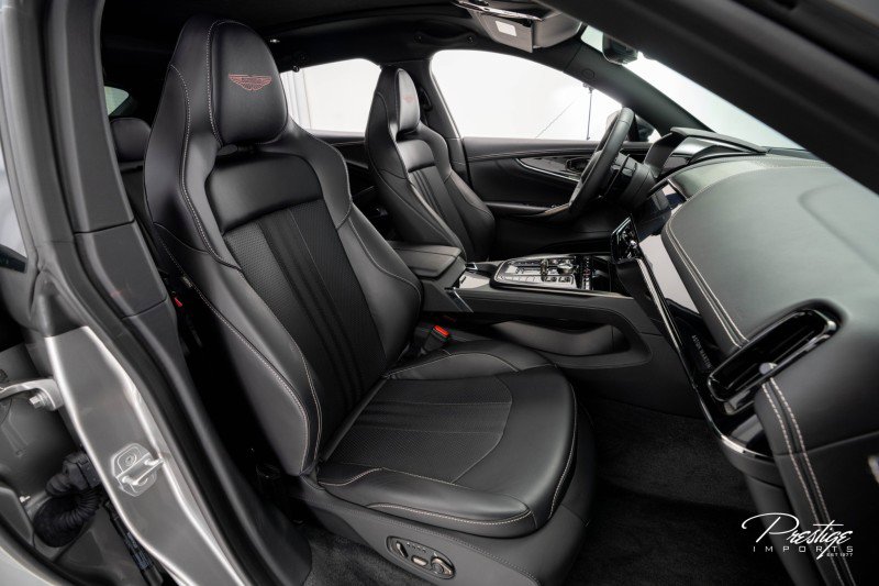 Used 2025 Aston Martin DBX 707 image 44