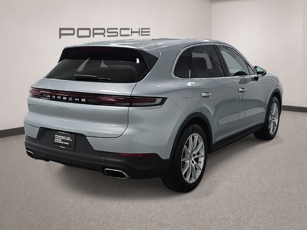 Certified 2024 Porsche Cayenne AWD/4WD image 7